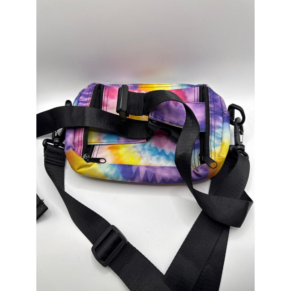 Walt Disney World Mickey Mouse Tie Dye Crossbody Bag Park Travel Fanny Pack - Picture 2 of 5